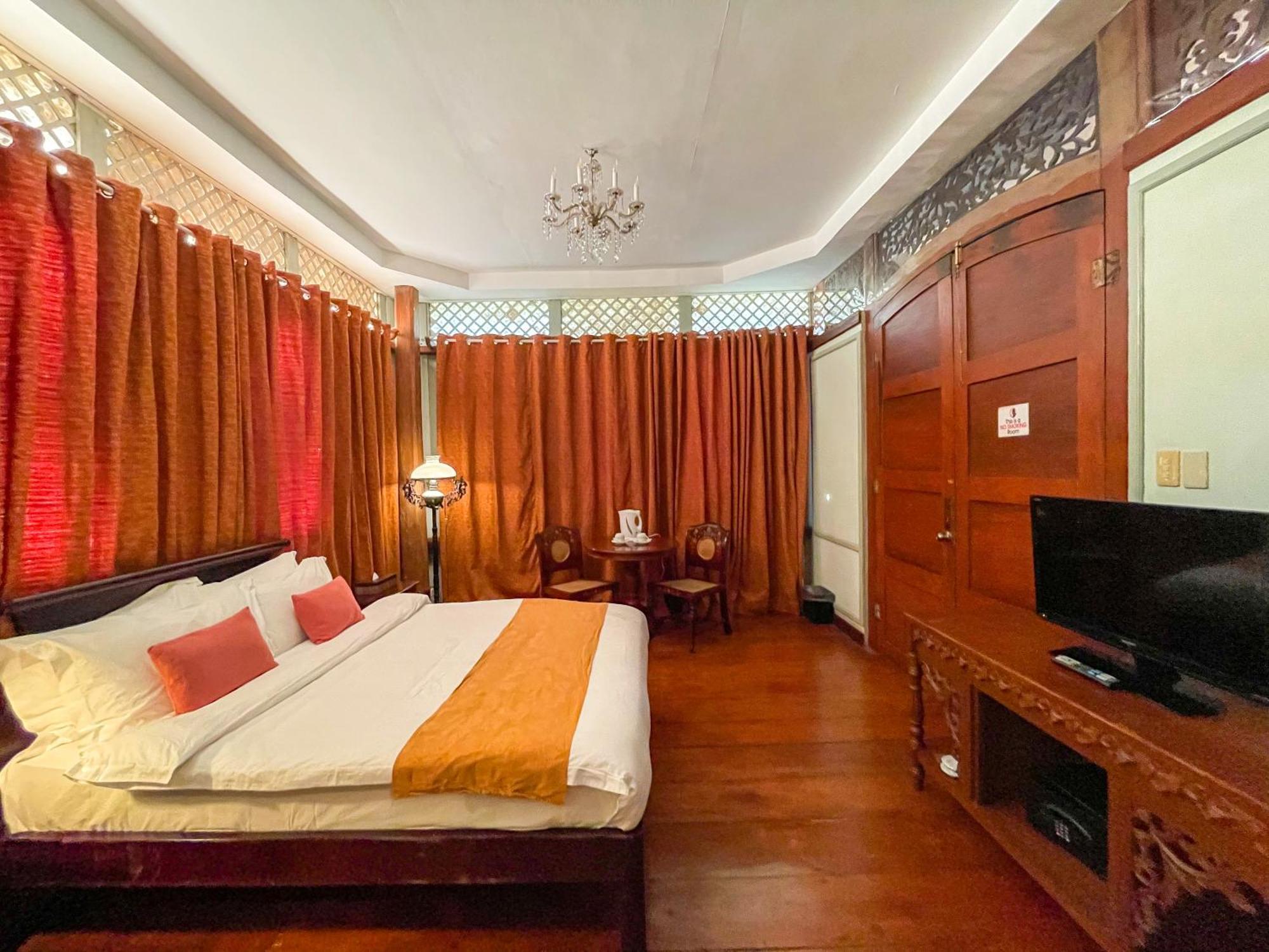 Las Casas Filipinas De Acuzar Bagac Экстерьер фото